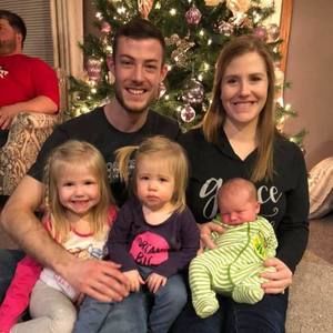 Meet your Posher, Tabi